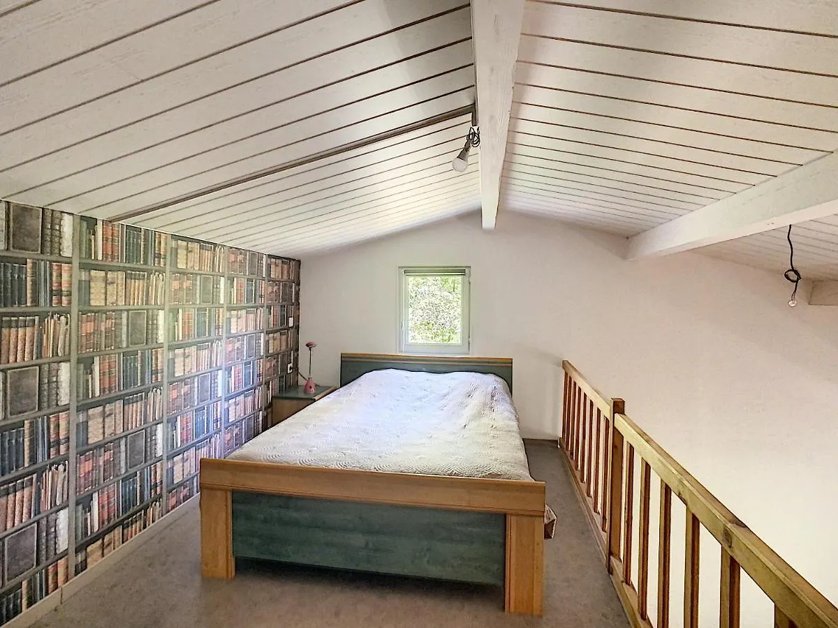 Holiday home Gite Le Bezadou Vinezac